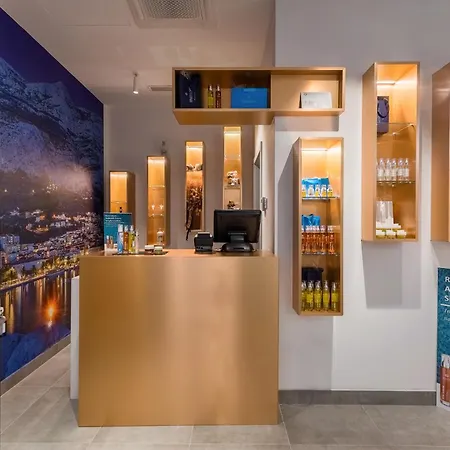 Boutique Mirjam 4* ماكارسكا