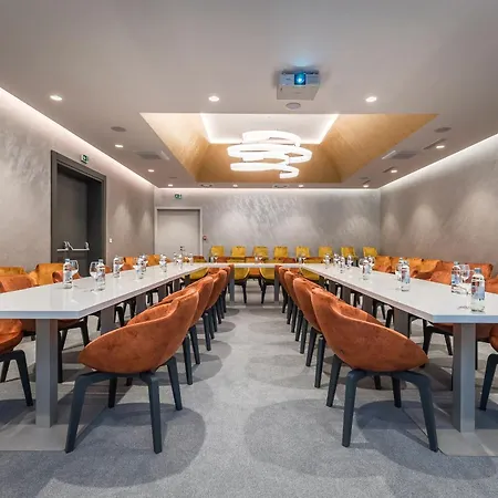 Boutique Mirjam ホテル 4*