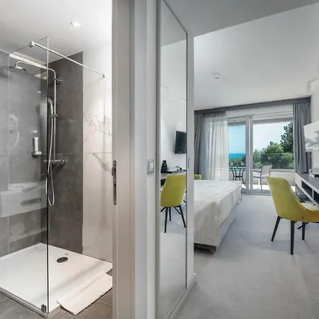 Hotel Boutique Mirjam 4*