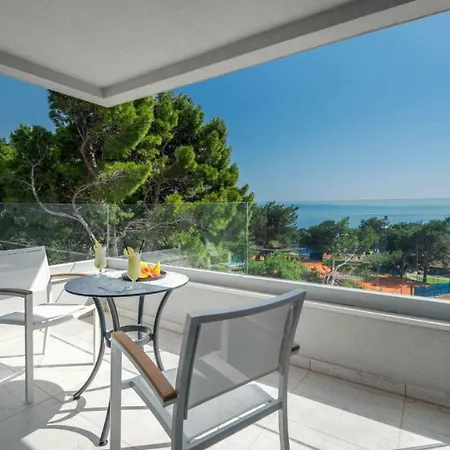Boutique Mirjam 4*