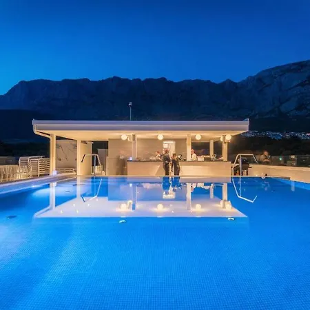 Boutique Mirjam 4* マカルスカ