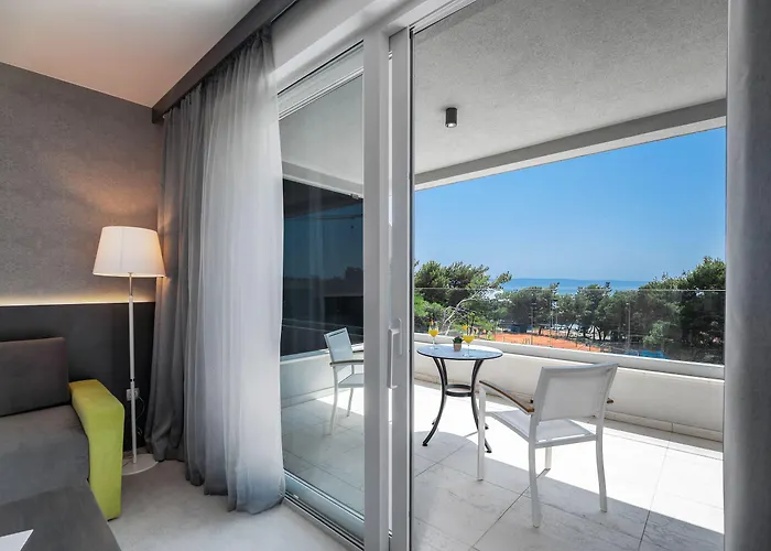 Hotel Boutique Mirjam 4*