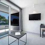 Boutique Mirjam 4*