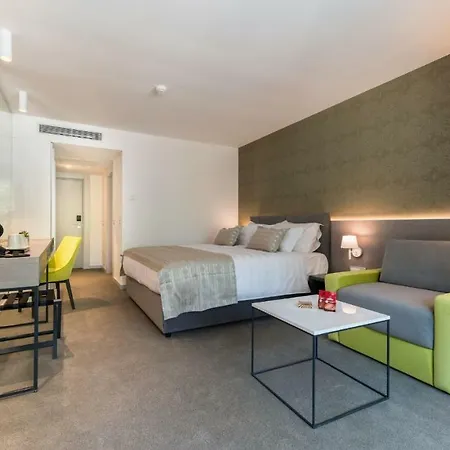 Boutique Mirjam Makarska