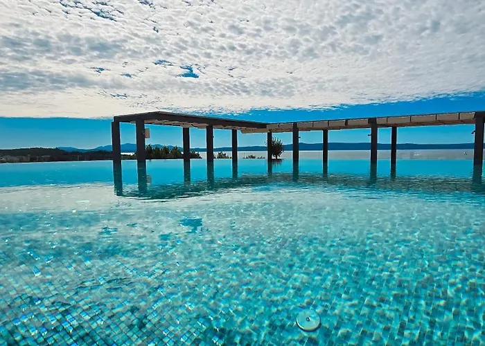 Boutique Mirjam Hotel 4*